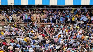 Badlapur Unrest: 66 Arrested, FIR Against 500 After Massive Uproar Over Sexual Abuse Of Two Minors; Internet To Remain Suspended